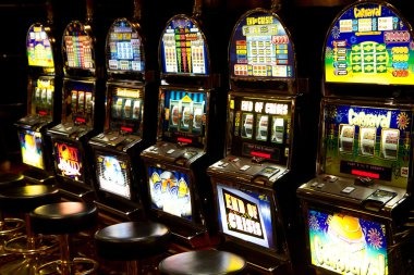 shiojitu mobile app interface showing live casino tables and sportsbook menu